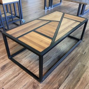 Staalframe salontafel met walnoothout mozaïek