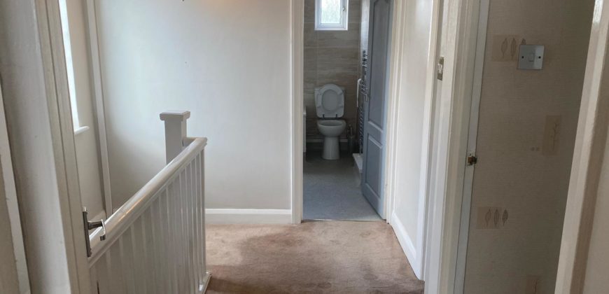 3 Bedroom end of terrace house, Mount Road, Dagenham, RM8