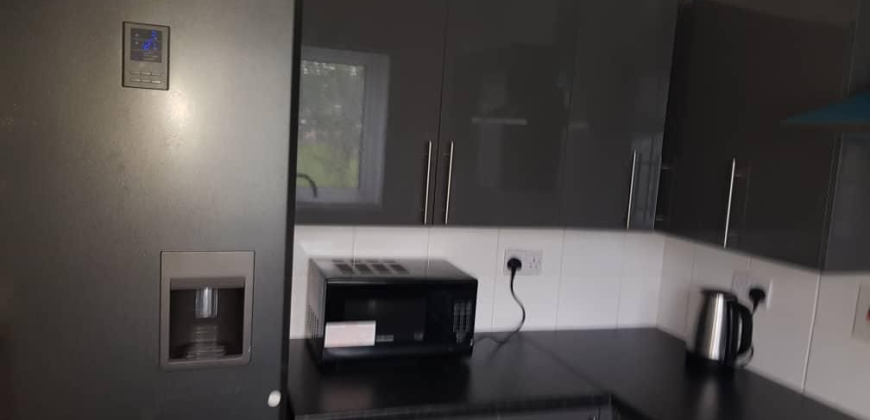 2 Bed Flat, Benyon Path, RM15 6PE