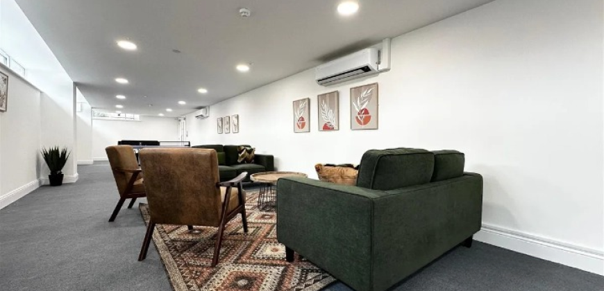 Luxury New-Build | 1-Bed Apartment with Co-Working & Games Room