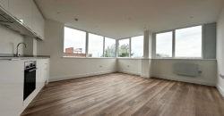 Luxury New-Build | 1-Bed Apartment with Co-Working & Games Room