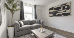 4-Bed Maidstone House Sleeps 8 | Near East Station