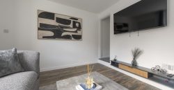 4-Bed Maidstone House Sleeps 8 | Near East Station