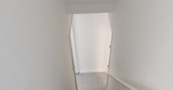 4-Bed Maidstone House Sleeps 8 | Near East Station