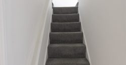 4-Bed Maidstone House Sleeps 8 | Near East Station