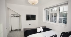 Premium 4BR I Near Golf Course I Free Parking