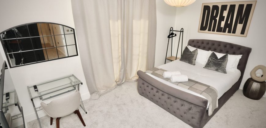 Premium 4BR I Near Golf Course I Free Parking