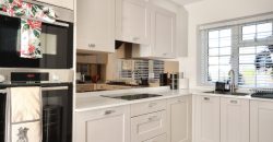 Premium 4BR I Near Golf Course I Free Parking