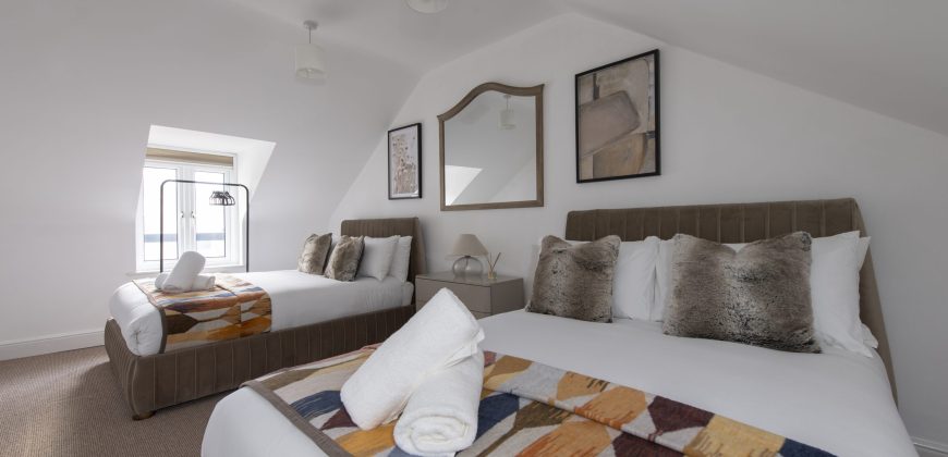 Lush 2 Bed Home I Free Parking I Near Chatham Dock