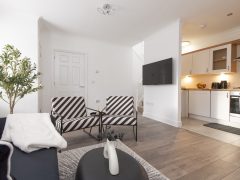 Lush 2 Bed Home I Free Parking I Near Chatham Dock