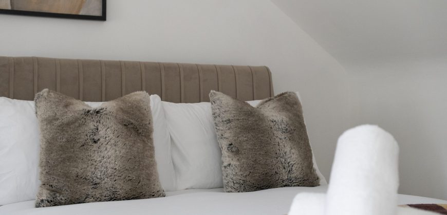 Lush 2 Bed Home I Free Parking I Near Chatham Dock