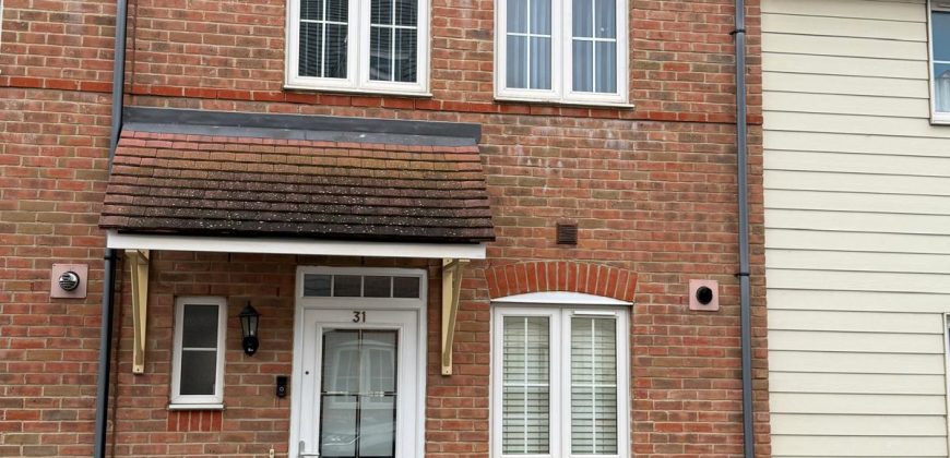 3 Bed Terraced House, Laurence Rise, DA2