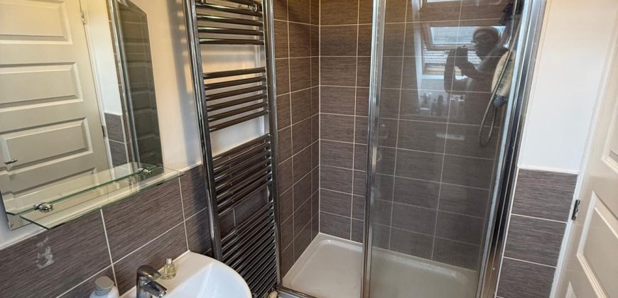 3 Bed Terraced House, Laurence Rise, DA2