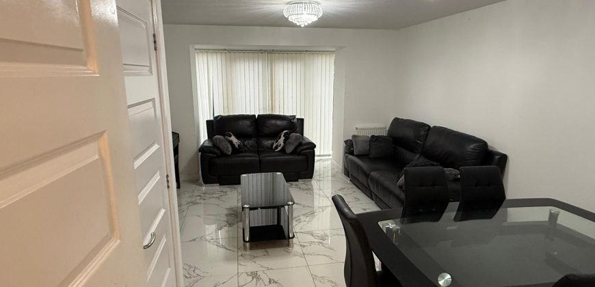 3 Bed Terraced House, Laurence Rise, DA2
