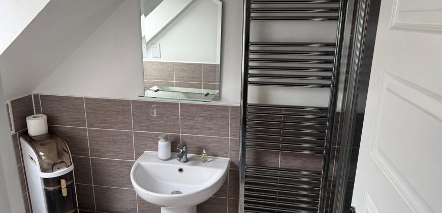 3 Bed Terraced House, Laurence Rise, DA2