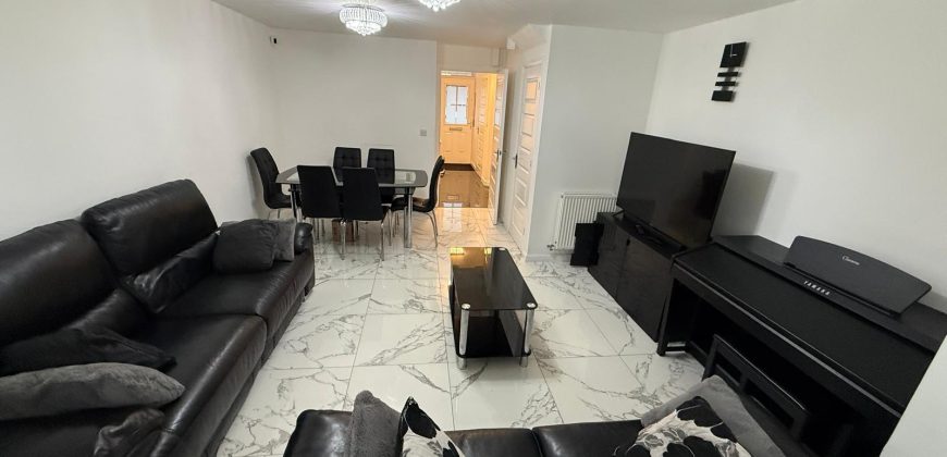 3 Bed Terraced House, Laurence Rise, DA2