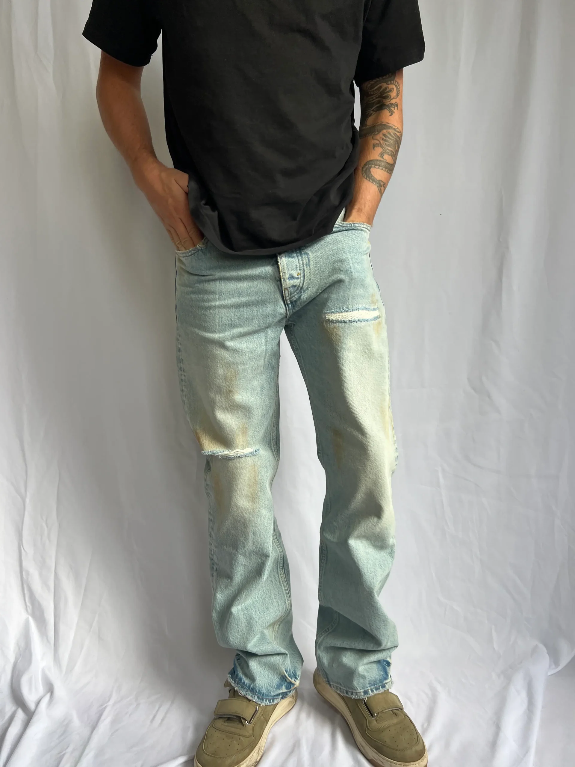 パンツ HOPE Stockholm rush jeans Relaxed Bootcut - Rush Jeans in Mid Grey Stone – HOPE STHLM
