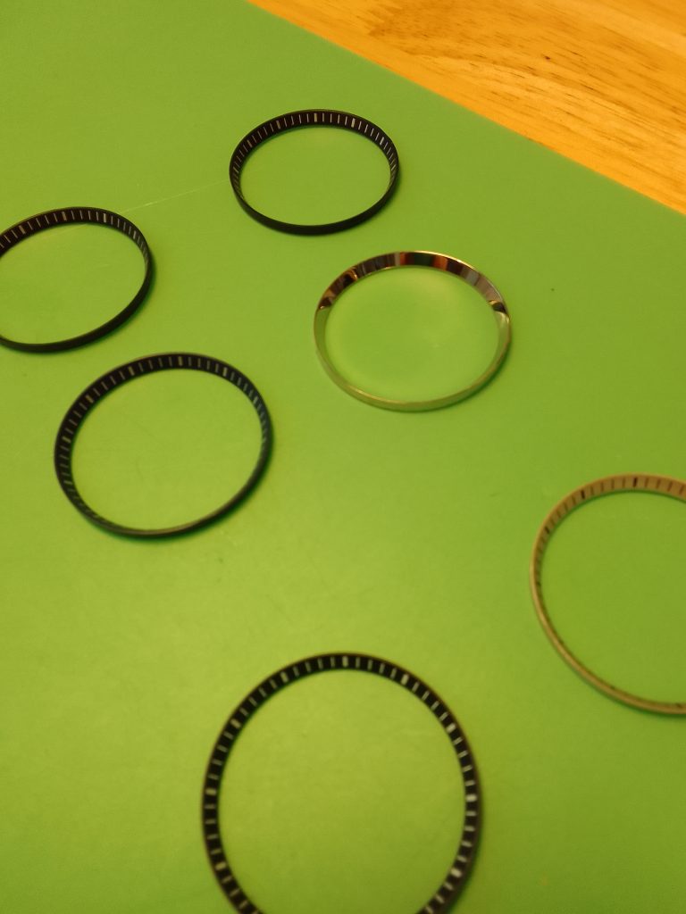 The Newcomer's Guide to Buying Seiko Mod Parts - Chapter rings -seikomodder.com