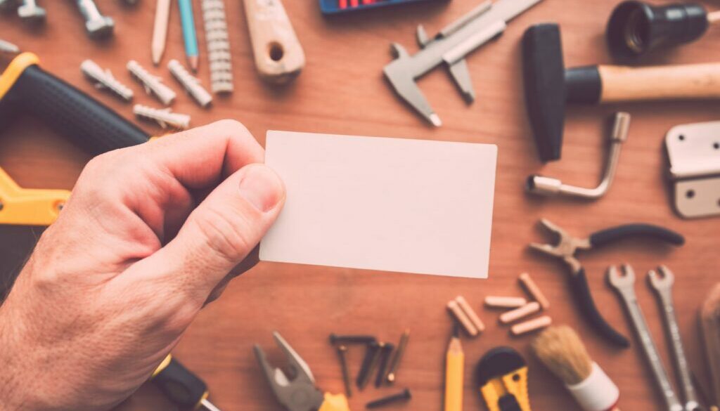 handyman-blank-business-card-as-copy-space-P59H4F7 b