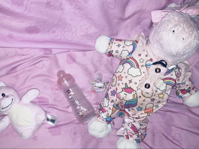 DDLG – Disabled Daddy/Little Girl 