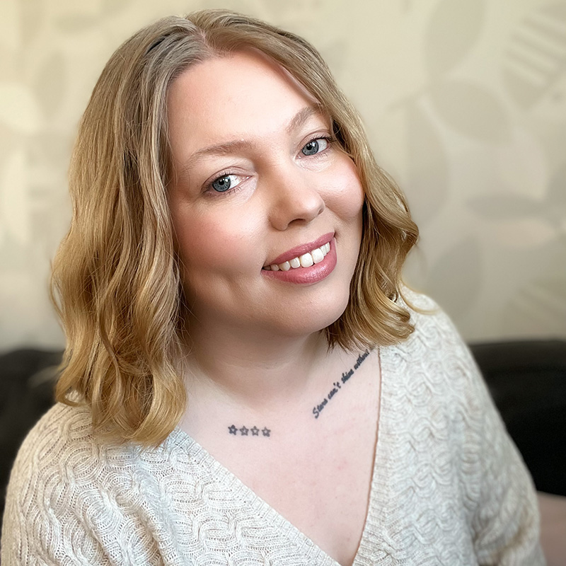 Christina Schiller - Författare