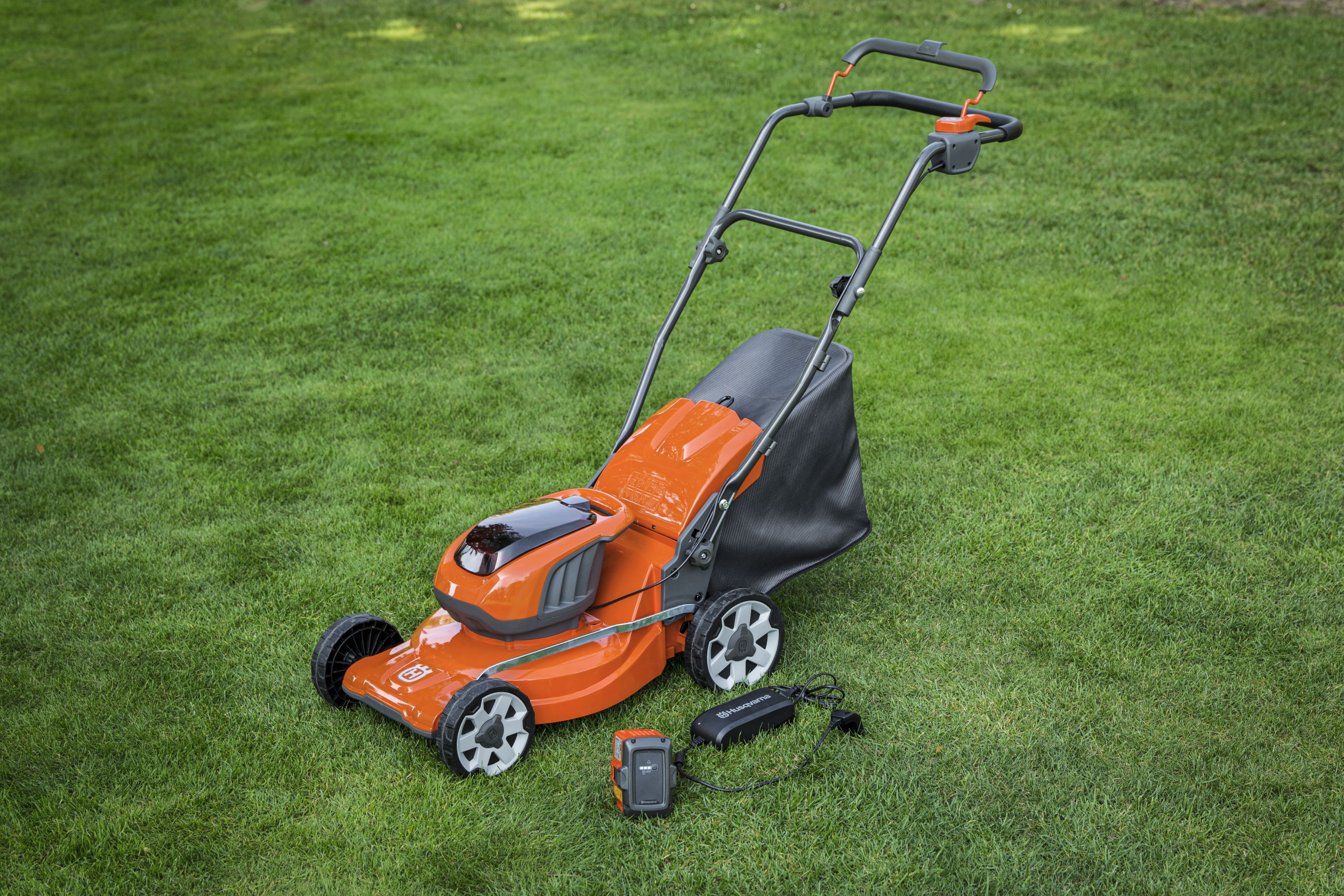 Husqvarna LC 137i - Bild 4