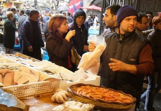 På fiskemarkedet i Catania