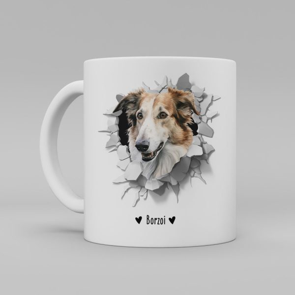 Vit keramikmugg med illustration av ett hundhuvud som "tittar ut genom" ett illustrerat hål. Hunden är av rasen Borzoi