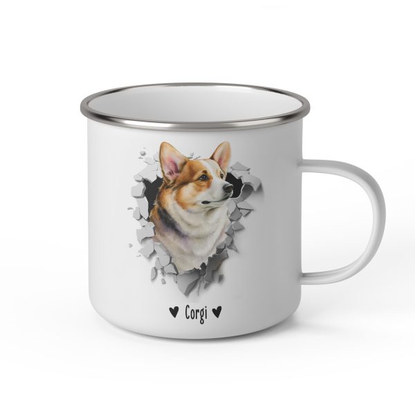 Vit emaljmugg med illustration av ett hundhuvud som "tittar ut genom" ett illustrerat hål. Hunden är av rasen Corgi