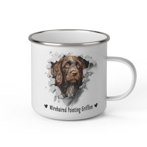 Vit emaljmugg med illustration av ett hundhuvud som "tittar ut genom" ett illustrerat hål. Hunden är av rasen Wirehaired Pointing Griffon