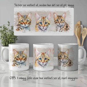 Vit keramikmugg med illustration av katter av rasen Asian leopard cat