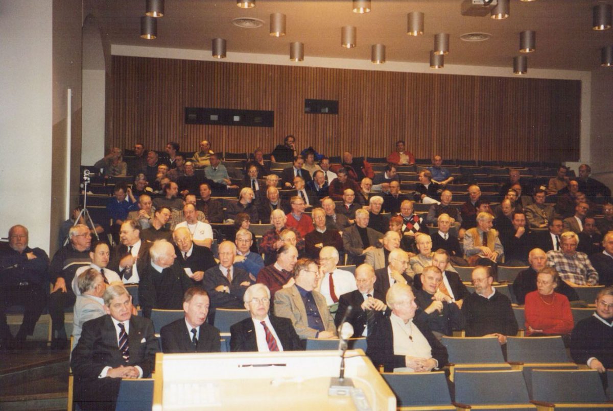 Möte på Försvarshögskolan 2001-18-11. Foto: Bernt Olsson.