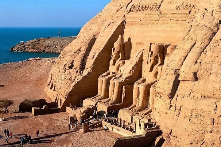 12 Dages Rundrejse med dansktalende guide i Egypten 1 12 Dages Rundrejse med dansktalende guide i Egypten Abu Simbel Aswan