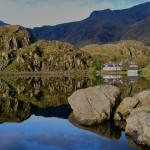 ogwen_cottage_across_llyn_ogwen