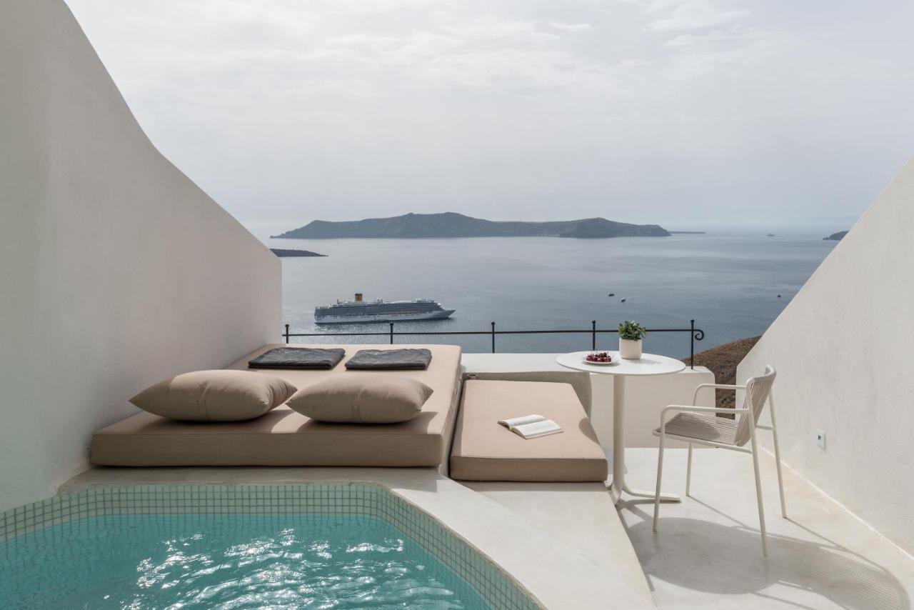 Luxury Hotels in Santorini