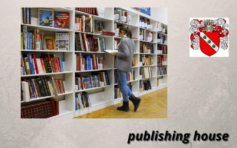 Self Publishing vs Publishing House