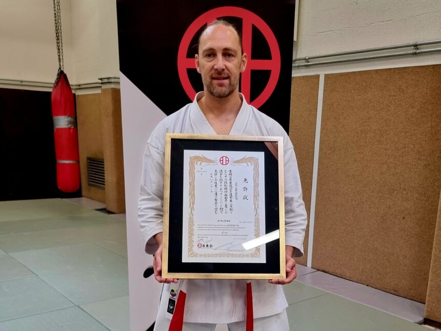 Sensei Evi Geeroms promu au grade de 6e DAN