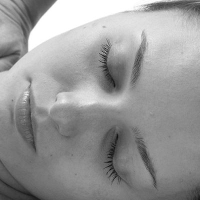 OUT OF PEACE - Uren hud/tilstoppede porer