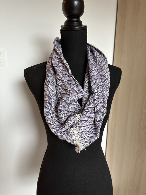 Brede handgeverfde handgeweven sjaal Lentegroen