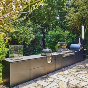 Outdoor Kitchen