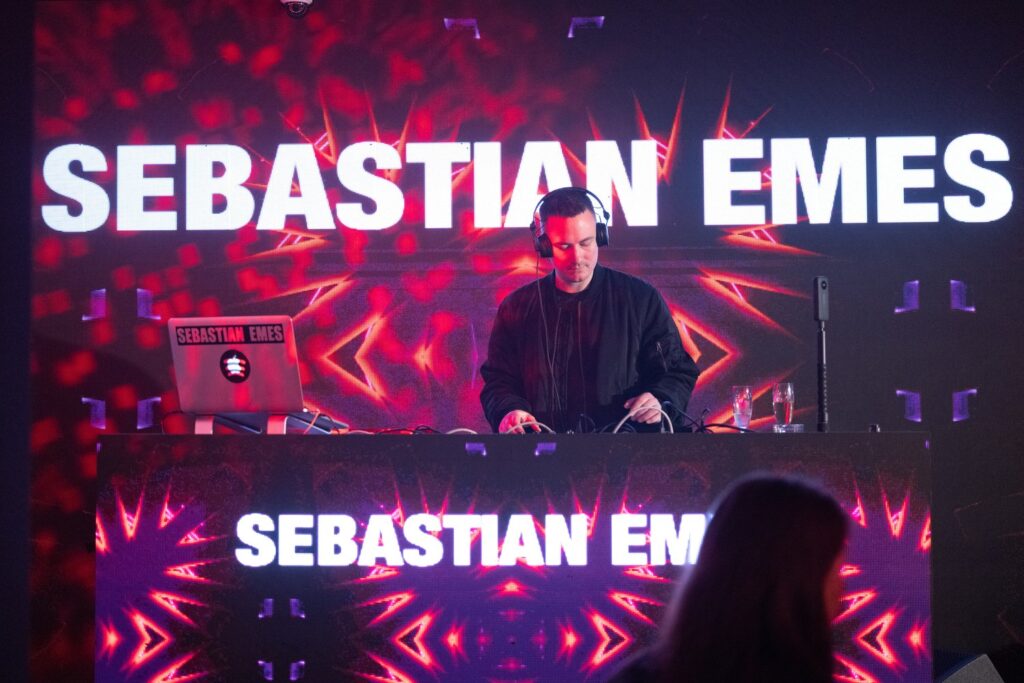 Sebastian Emes