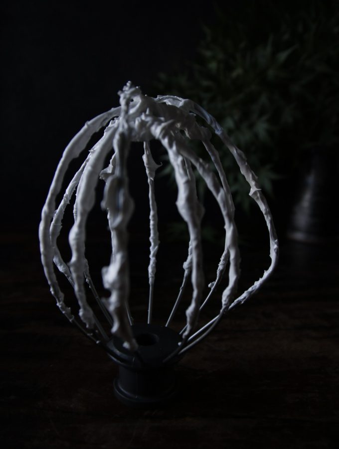 mandelkaka med passionsfrukt mandelkaka med passionsfrukt