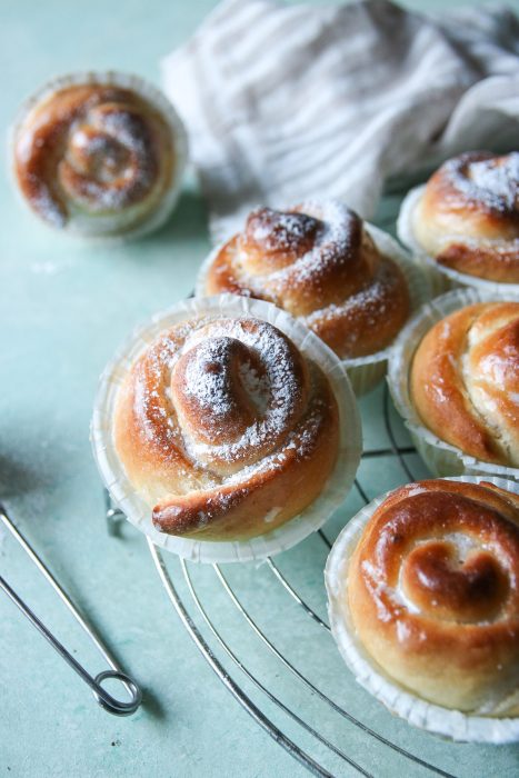 rosbullar med vaniljkräm