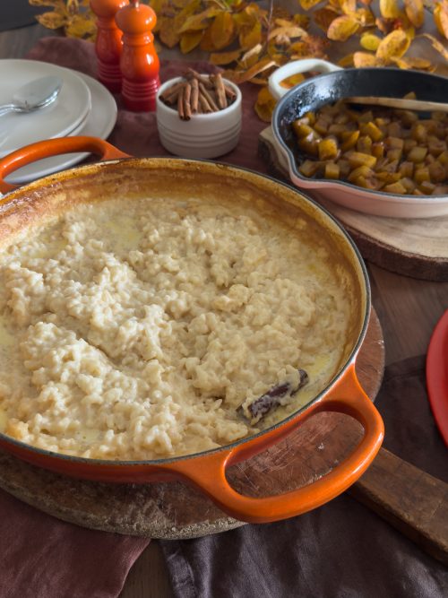 Ugnsbakad risgrynsgröt med pumpakompott