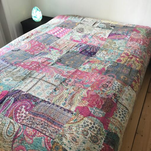 Sengetæppe, Kantha, stone washed