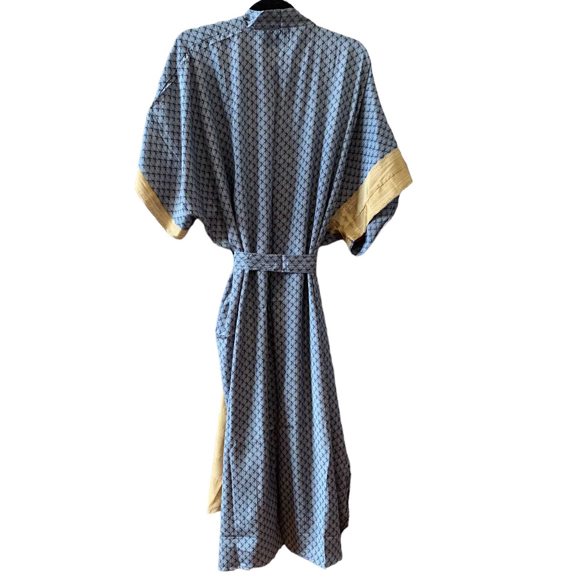 Silke kimono lang - Køb Silke kimono lang til en god pris