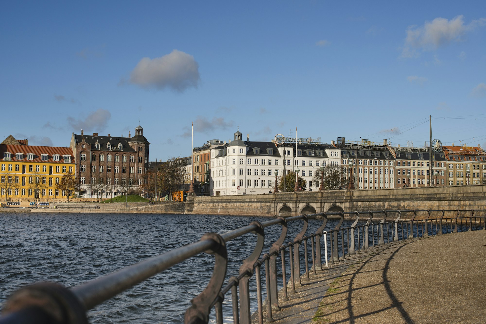 Skadeservice Nørrebro: Din Lokale Ekspert i Skadeservice og Vandskade