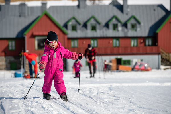 Sport och påsklov på Skalstugan