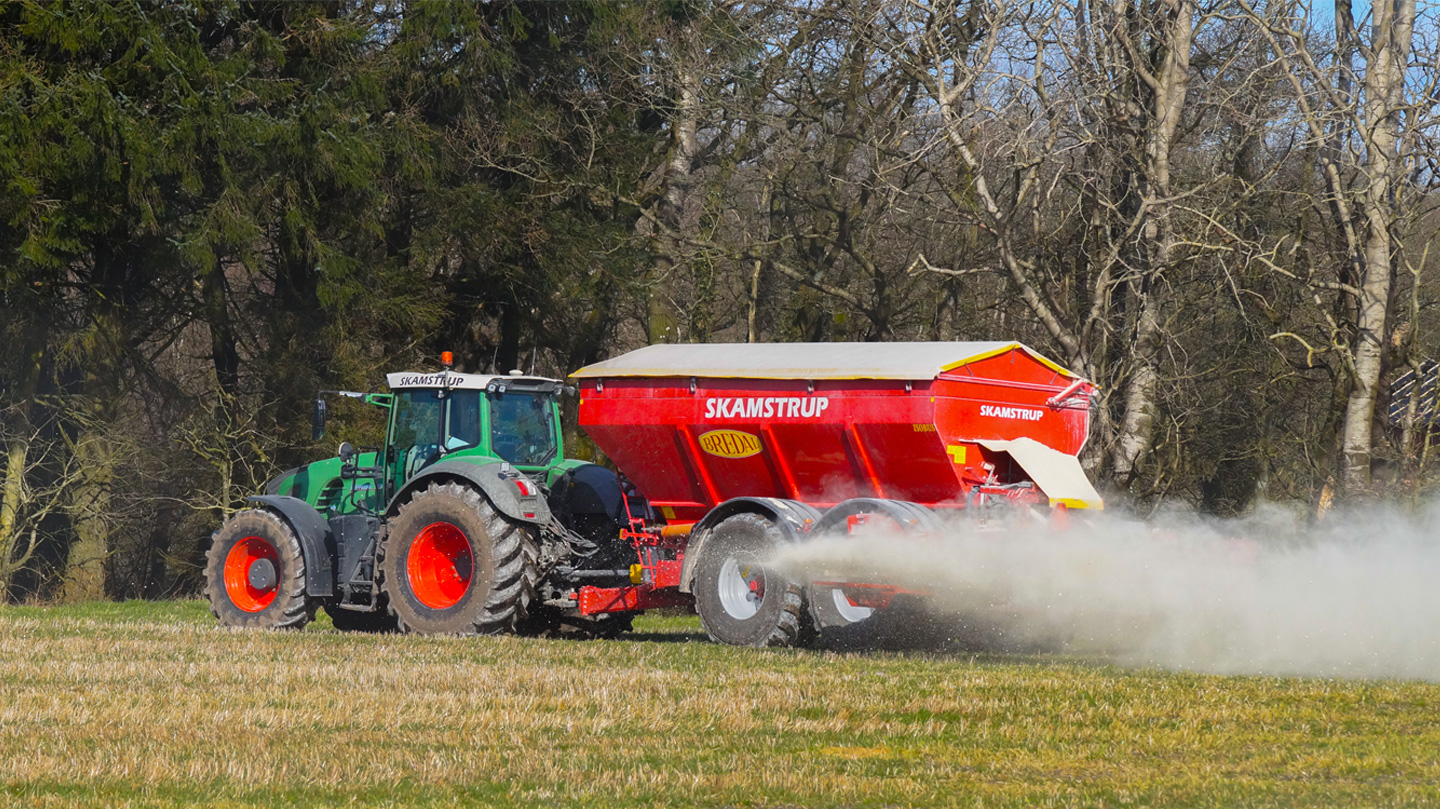 Vi betjener landbruget | Skamstrup Maskinstation
