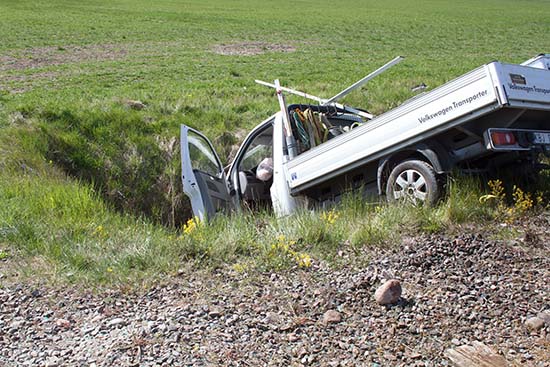 tågolycka med lätt lastbil